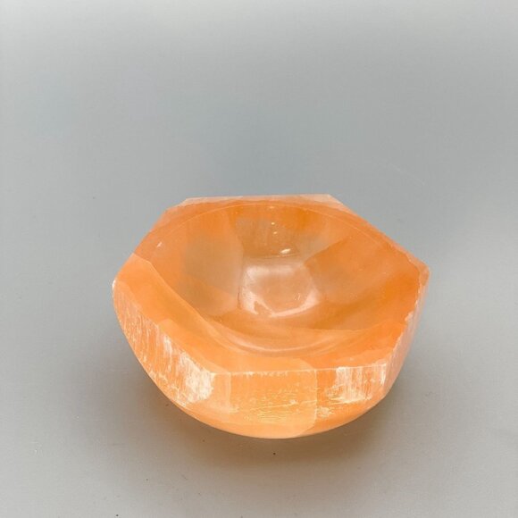 Orange Selenite Crystal Hexagon Bowl Peach Selenite Red Selenite Stone 3 inch - Picture 2 of 10
